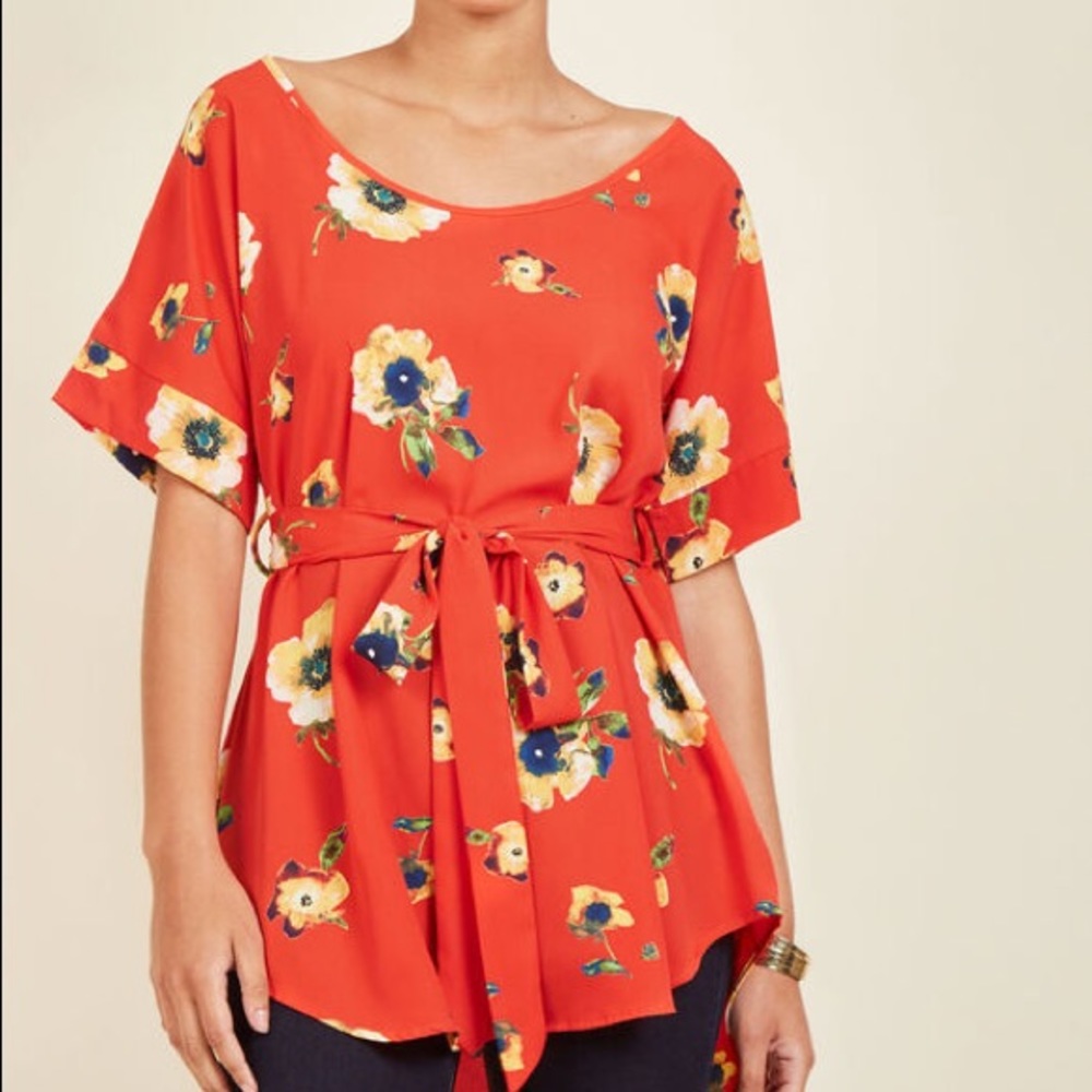 Like new! ModCloth flowy red floral tunic top - Picture 1 of 5